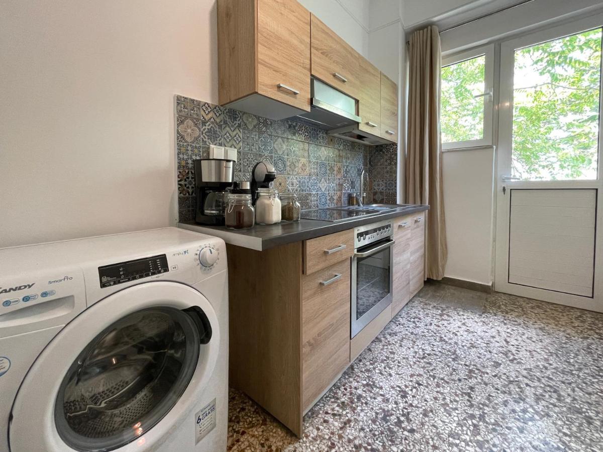 Soho Vibrant 55Sqm Apt In เอเธนส์ ภายนอก รูปภาพ